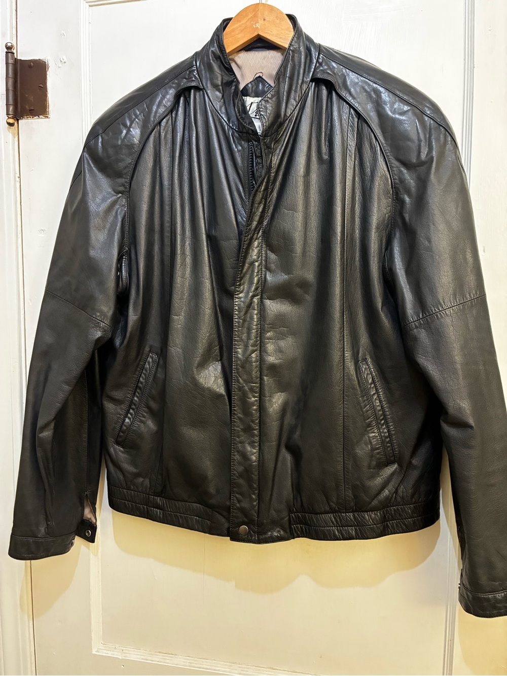 Remy Vintage Leather Men's Black Bomber Jacket